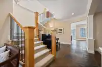 938 KINGS AVENUE - thumbnail 18
