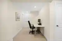 938 KINGS AVENUE - thumbnail 26