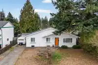 4428 203 STREET - thumbnail 2