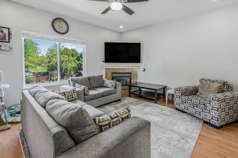 8530 FENNELL STREET - photo 4 of 40