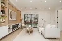 1 150 E 51ST AVENUE - thumbnail 6