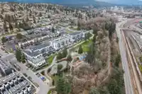 110 707 E 3RD STREET - thumbnail 32