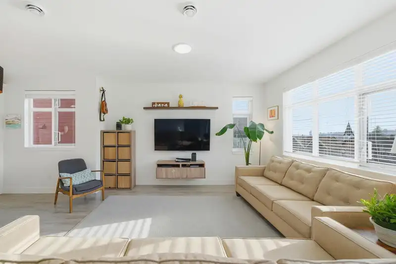 102 1311 HACHEY AVENUE - photo 3 of 40