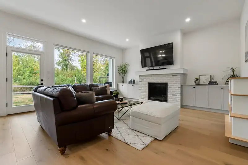 7567 196A STREET - photo 2 of 40