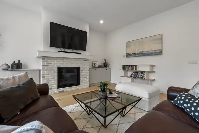 7567 196A STREET - photo 3 of 40
