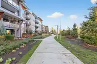 412 7506 199A STREET - thumbnail 33