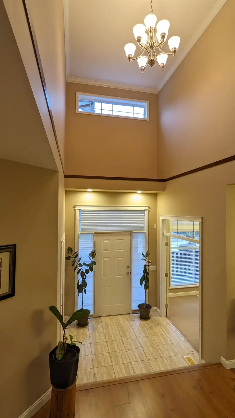 13368 233 STREET - photo 2 of 35