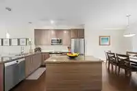 77 8250 209B STREET - thumbnail 10