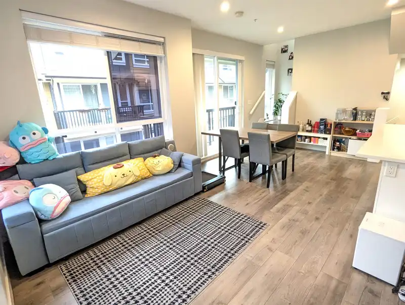 52 430 DUNCAN STREET - photo 4 of 16