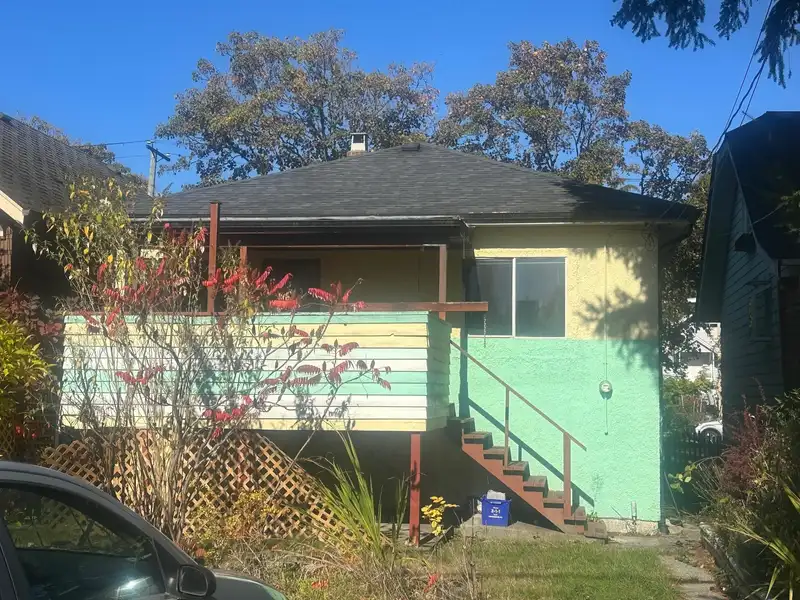 3212 W 6TH AVENUE - photo 3 of 9