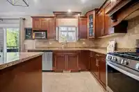 21027 83A AVENUE - thumbnail 10