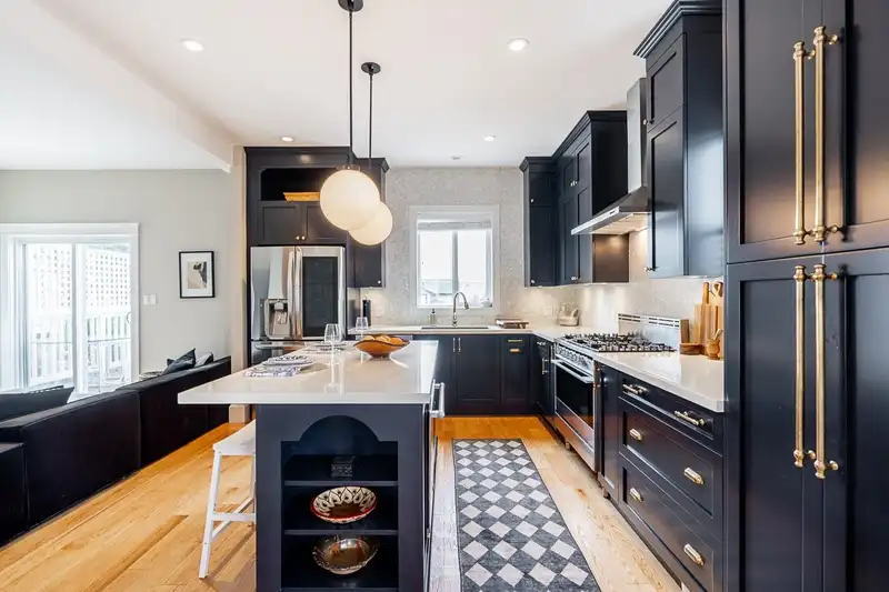 457 E 11TH STREET - photo 3 of 40