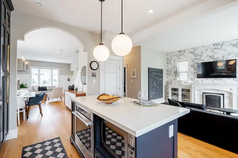 457 E 11TH STREET - photo 4 of 40