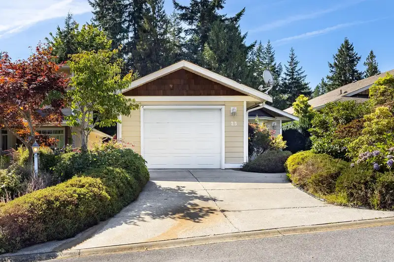 23 12710 LAGOON ROAD - photo 1 of 39