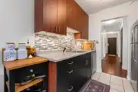 204 725 COMMERCIAL DRIVE - thumbnail 7