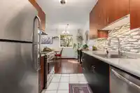 204 725 COMMERCIAL DRIVE - thumbnail 10