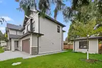 1 1433 BARBERRY DRIVE - thumbnail 3