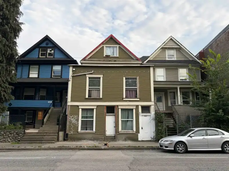 522 E CORDOVA STREET - photo 1 of 8