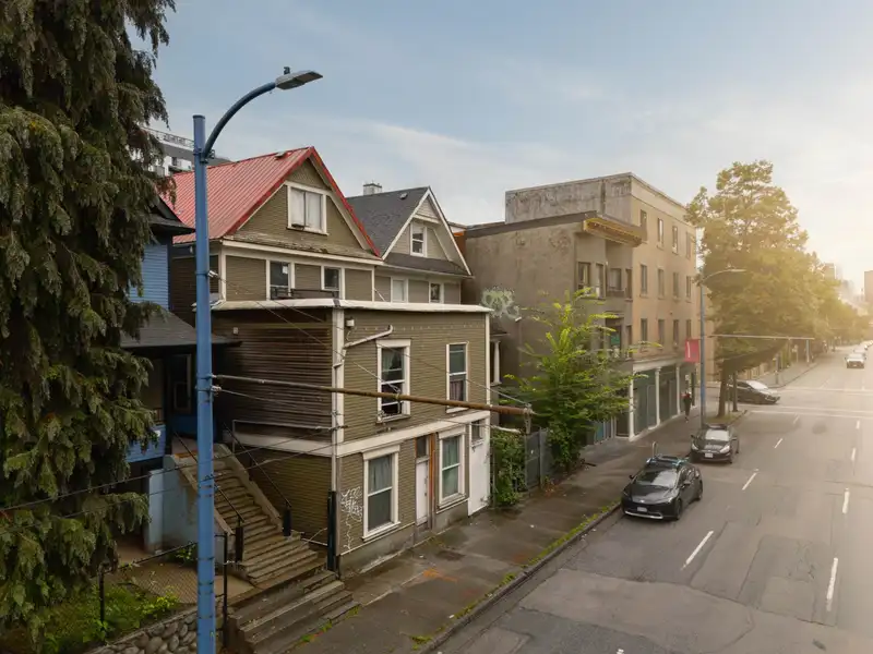 522 E CORDOVA STREET - photo 3 of 8