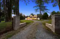 23407 24 AVENUE - thumbnail 3