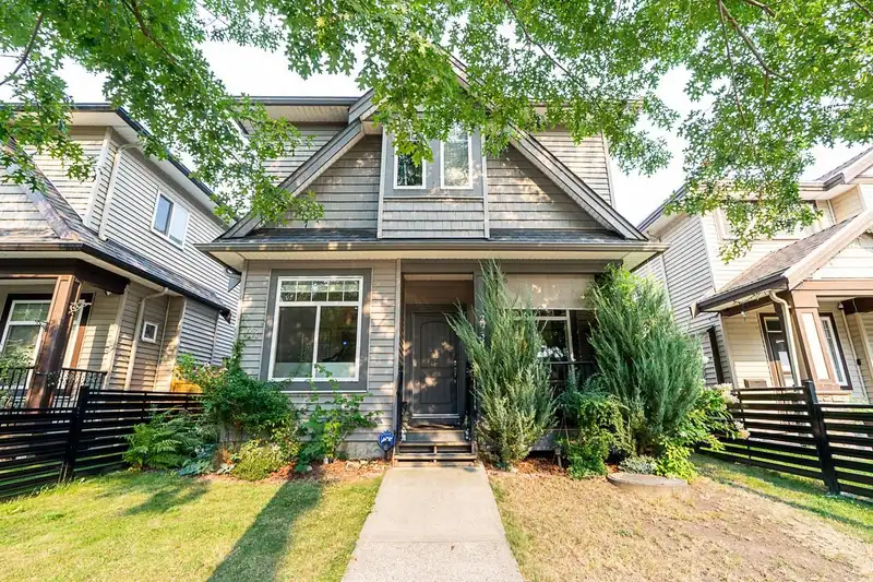 2934 STATION ROAD - photo 1 of 39