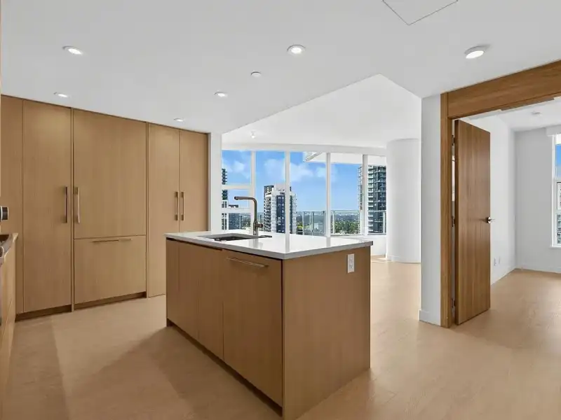 3108 13768 100 AVENUE - photo 1 of 40