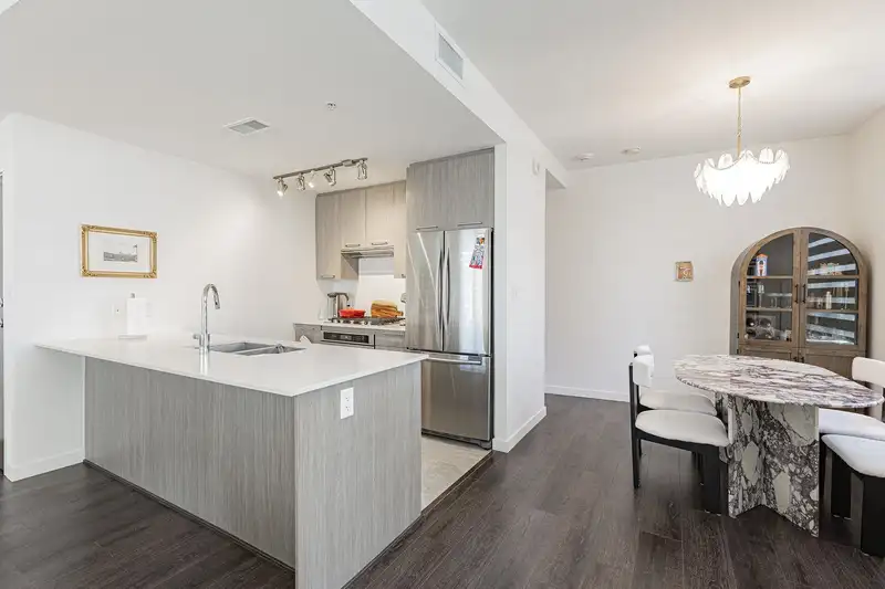 10 7708 ALDERBRIDGE WAY - photo 3 of 34