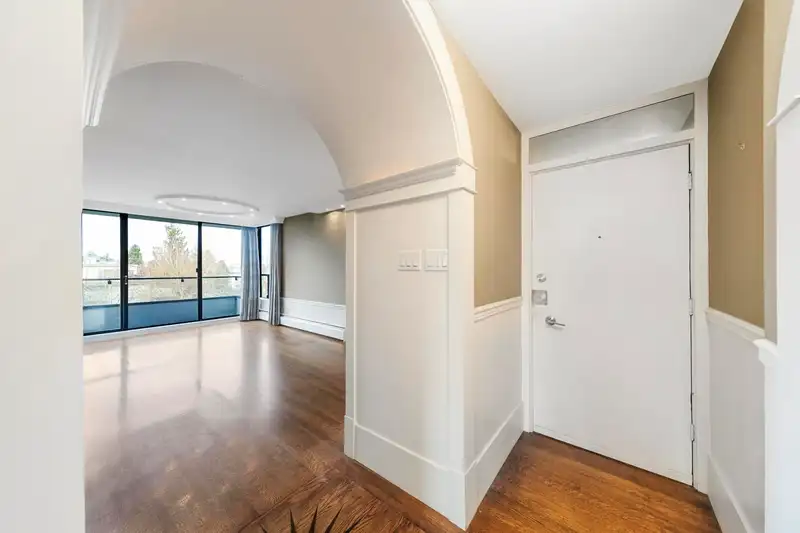 501 2370 W 2ND AVENUE - photo 2 of 26