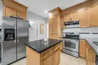 312 STRAND AVENUE - thumbnail 8
