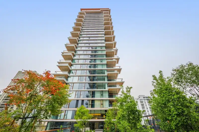 1903 1408 ROBSON STREET - photo 1 of 20