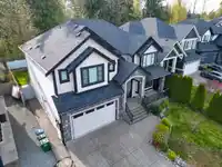 2617 RAILCAR CRESCENT - thumbnail 35