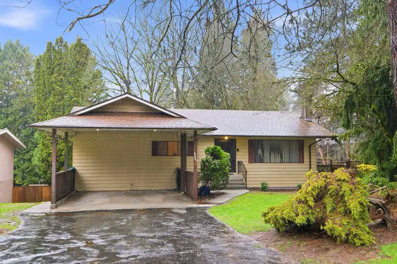 8285 BURNLAKE DRIVE - photo 1 of 29