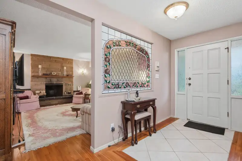 8285 BURNLAKE DRIVE - photo 2 of 29