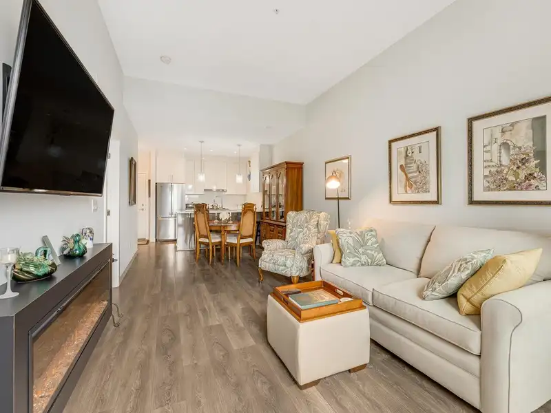 513 20829 77A AVENUE - photo 4 of 31