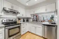 808 6055 NELSON AVENUE - thumbnail 12