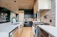 8194 201 STREET - thumbnail 3