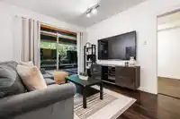 154 8328 207A STREET - thumbnail 2