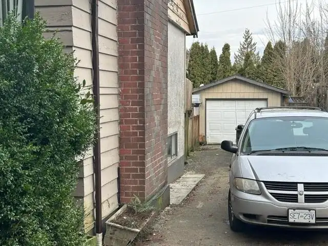15087 CANARY DRIVE - photo 3 of 9