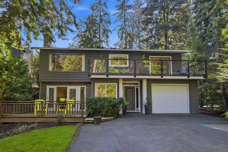 4535 RAEBURN STREET - photo 2 of 40