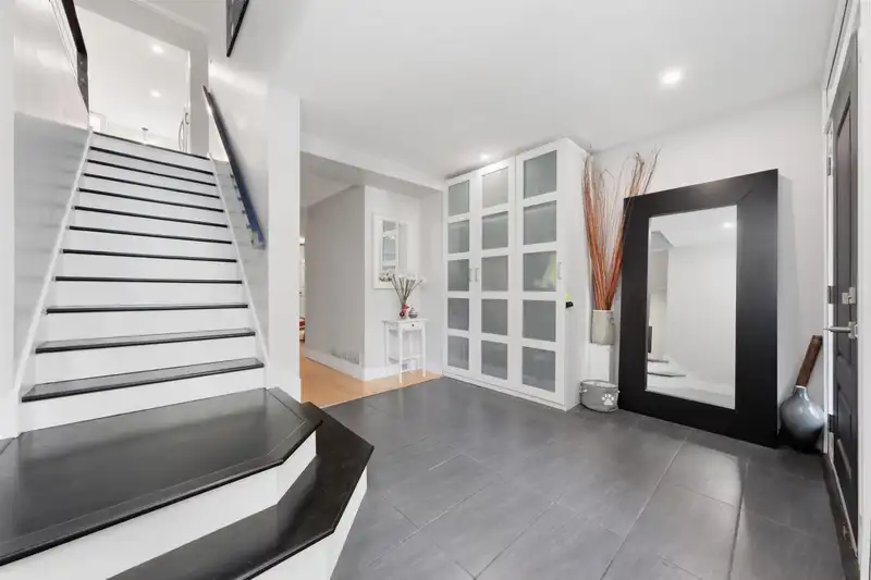 4535 RAEBURN STREET - photo 4 of 40