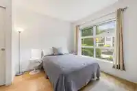 109 215 BROOKES STREET - thumbnail 8
