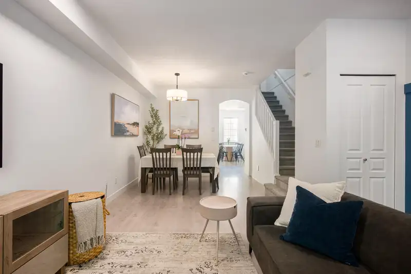 2 8533 CUMBERLAND PLACE - photo 3 of 38