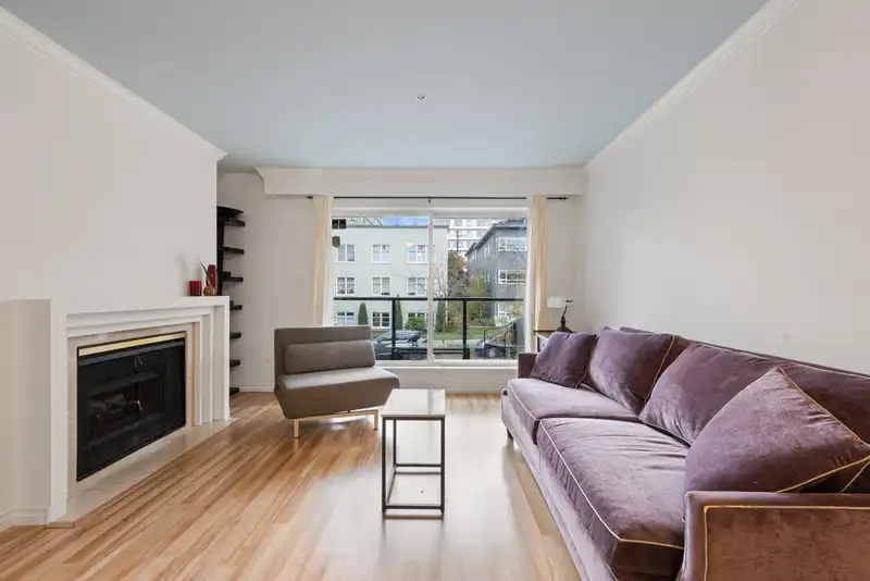 201 1554 BURNABY STREET - photo 2 of 20