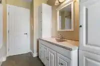 2121 GUILFORD DRIVE - thumbnail 11