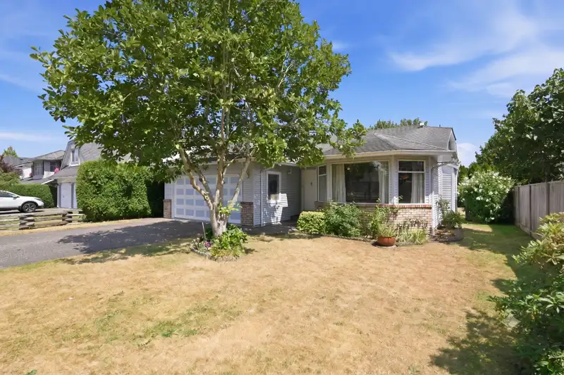 5088 207 STREET - photo 2 of 30