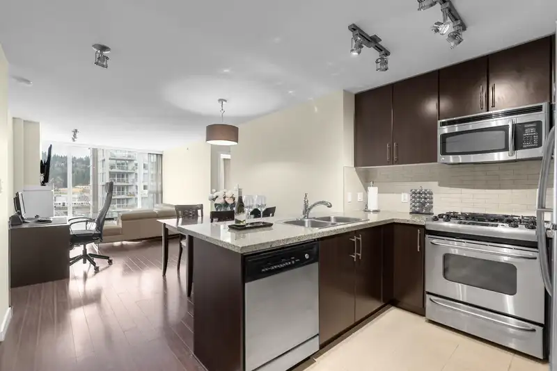 1202 660 NOOTKA WAY - photo 1 of 35